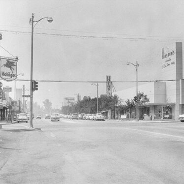 Arcadia Hinshaws and Mobil Gas